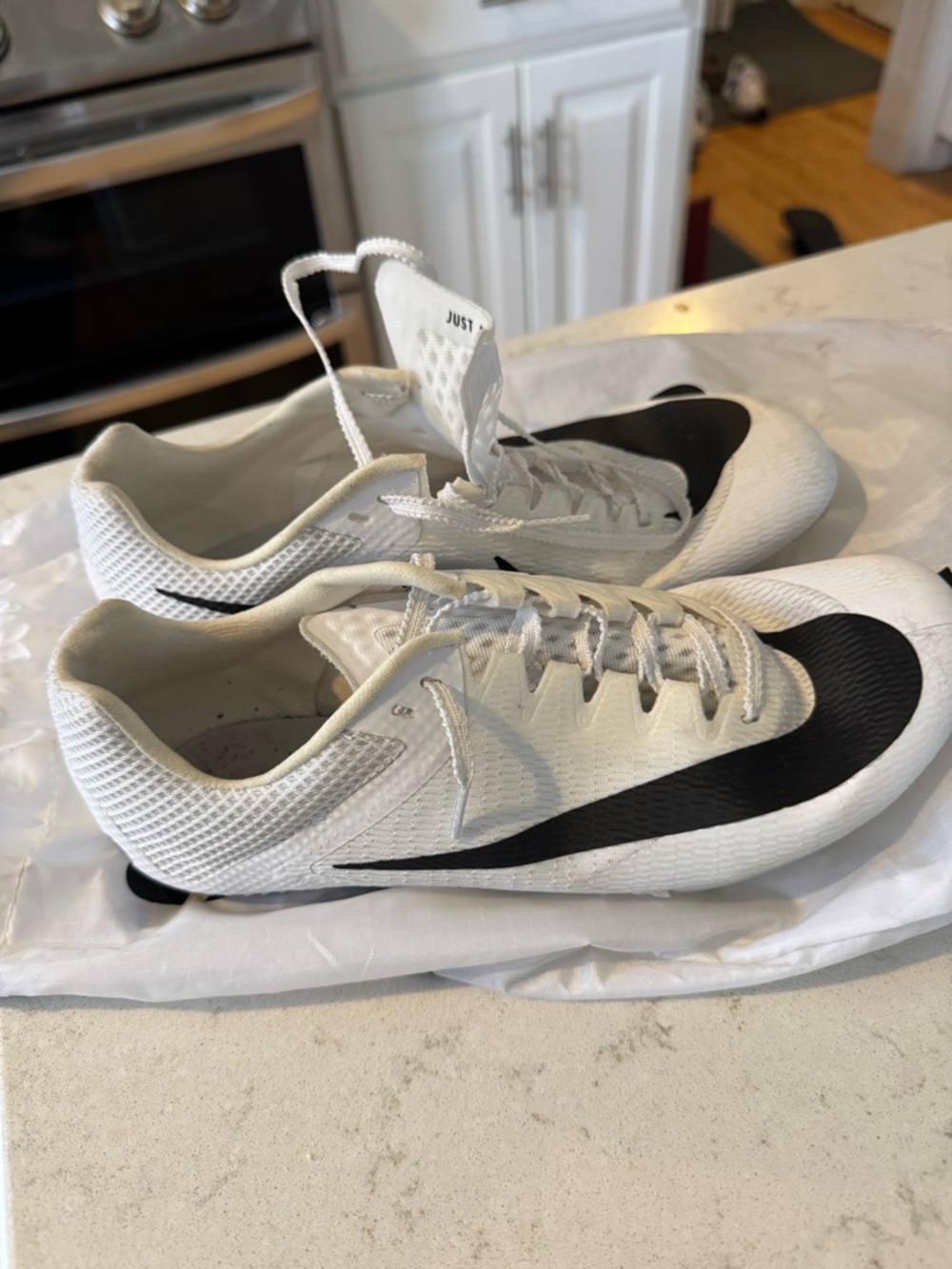 Nike Men’s White/Black Sprint Track Spikes